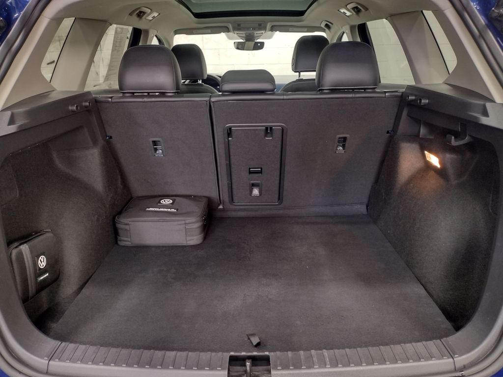 2023 Volkswagen Taos SE photo 15