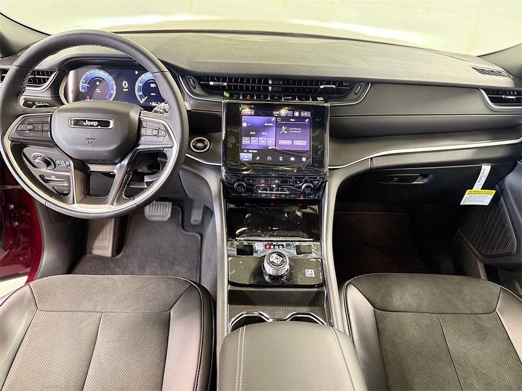 2025 Jeep Grand Cherokee Altitude X photo 2