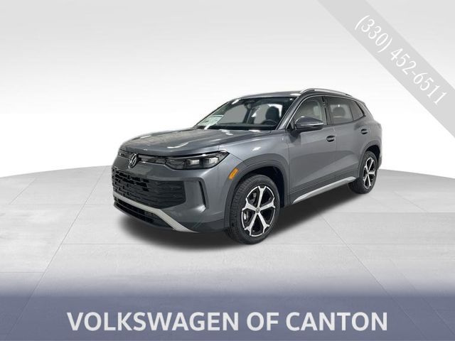 2025 Volkswagen Tiguan SE's photo