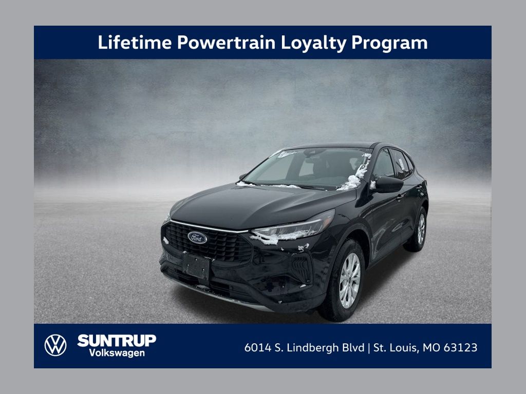 2025 Ford Escape Active's photo