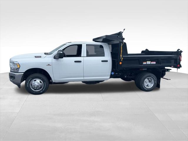 2024 Ram 3500 Tradesman photo 2