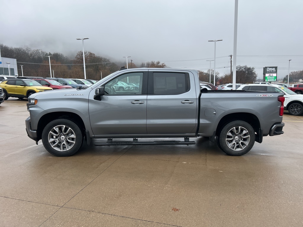 2020 Chevrolet Silverado 1500 RST photo 3