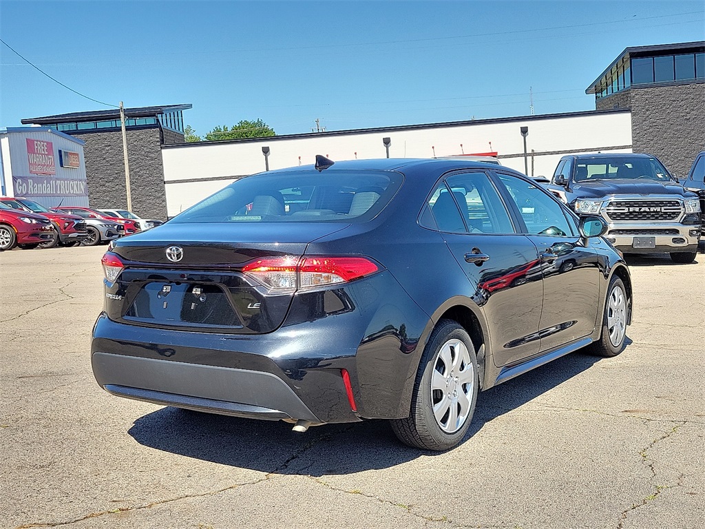 2022 Toyota Corolla LE photo 5
