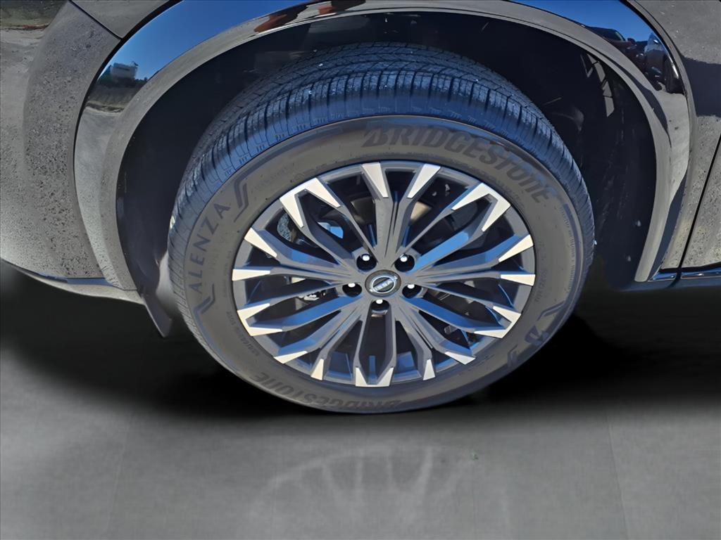 2026 Nissan Rogue Platinum photo 6