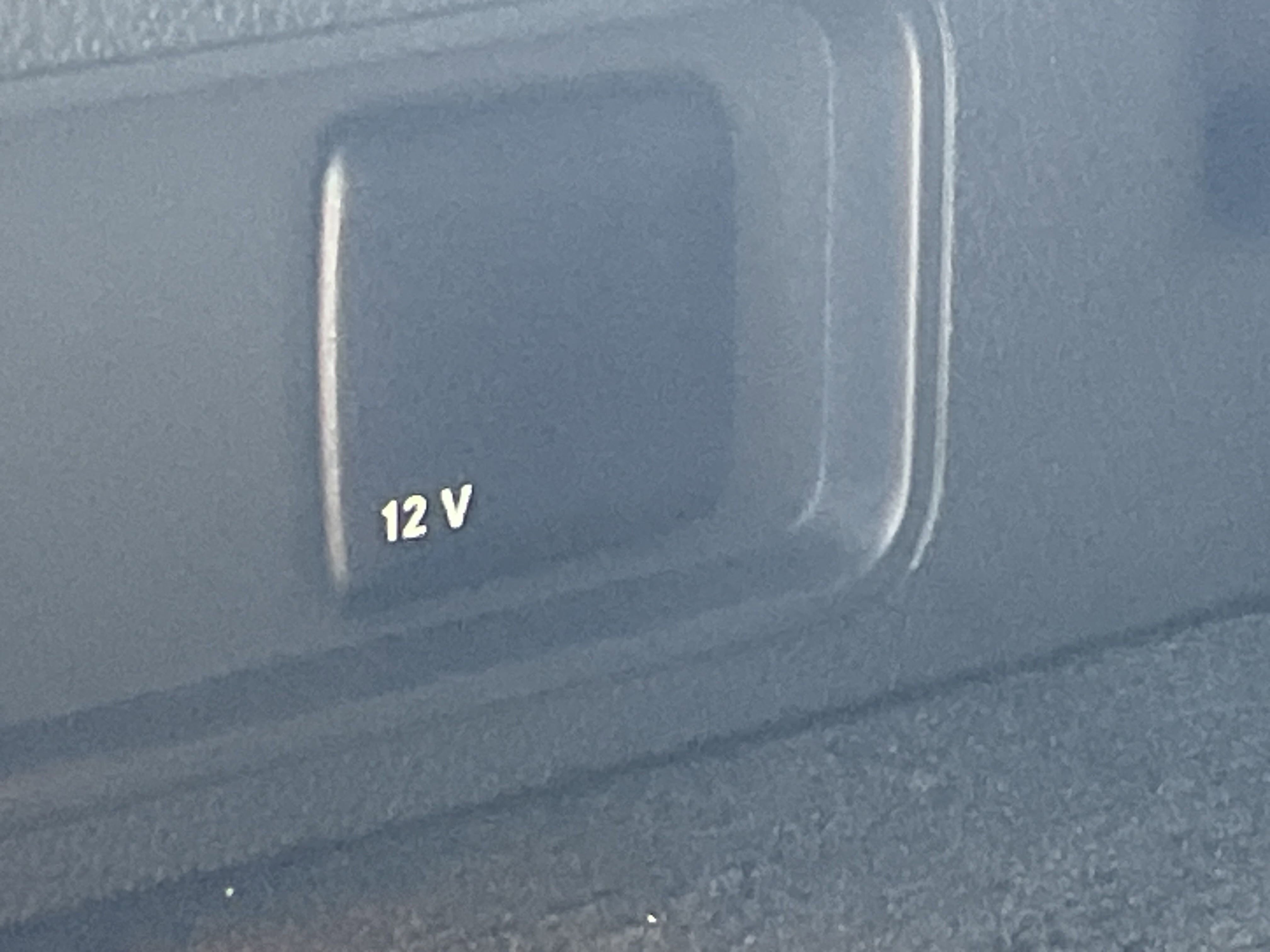 2025 Mercedes Benz G AMG 63 photo 4