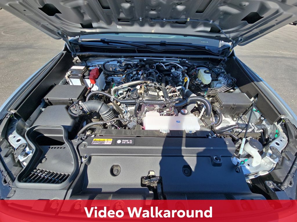 2025 Toyota 4Runner SR5 photo 27