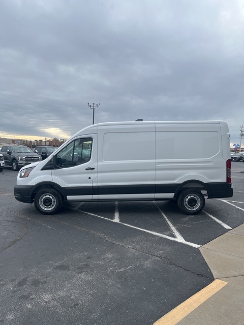 2026 Ford Transit photo 3