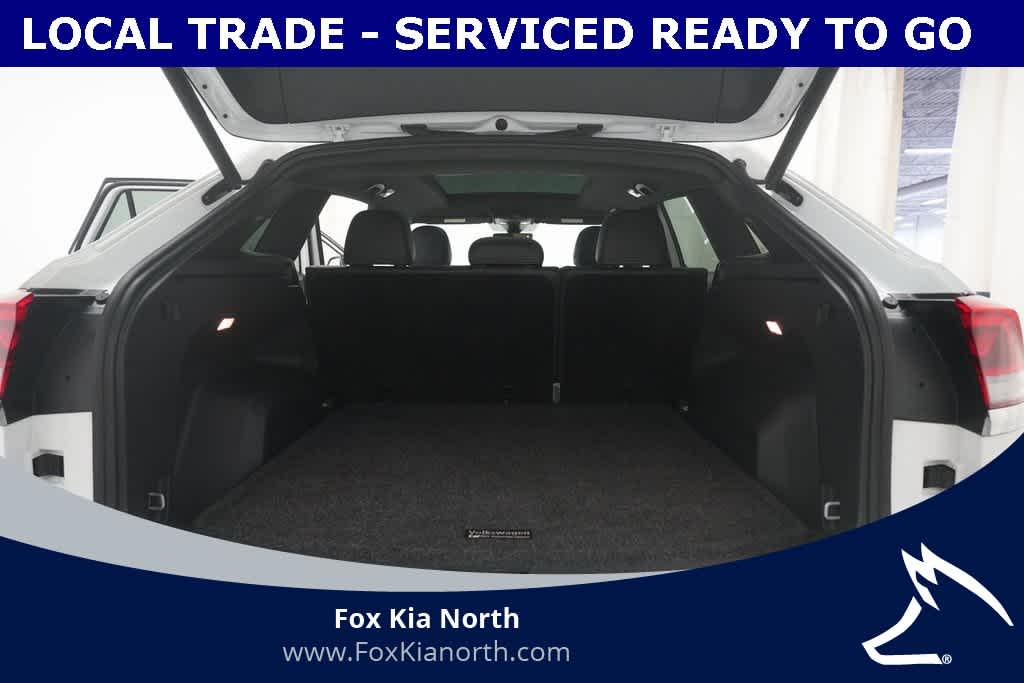 2022 Volkswagen Atlas Cross Sport V6 SEL Premium R-Line photo 6