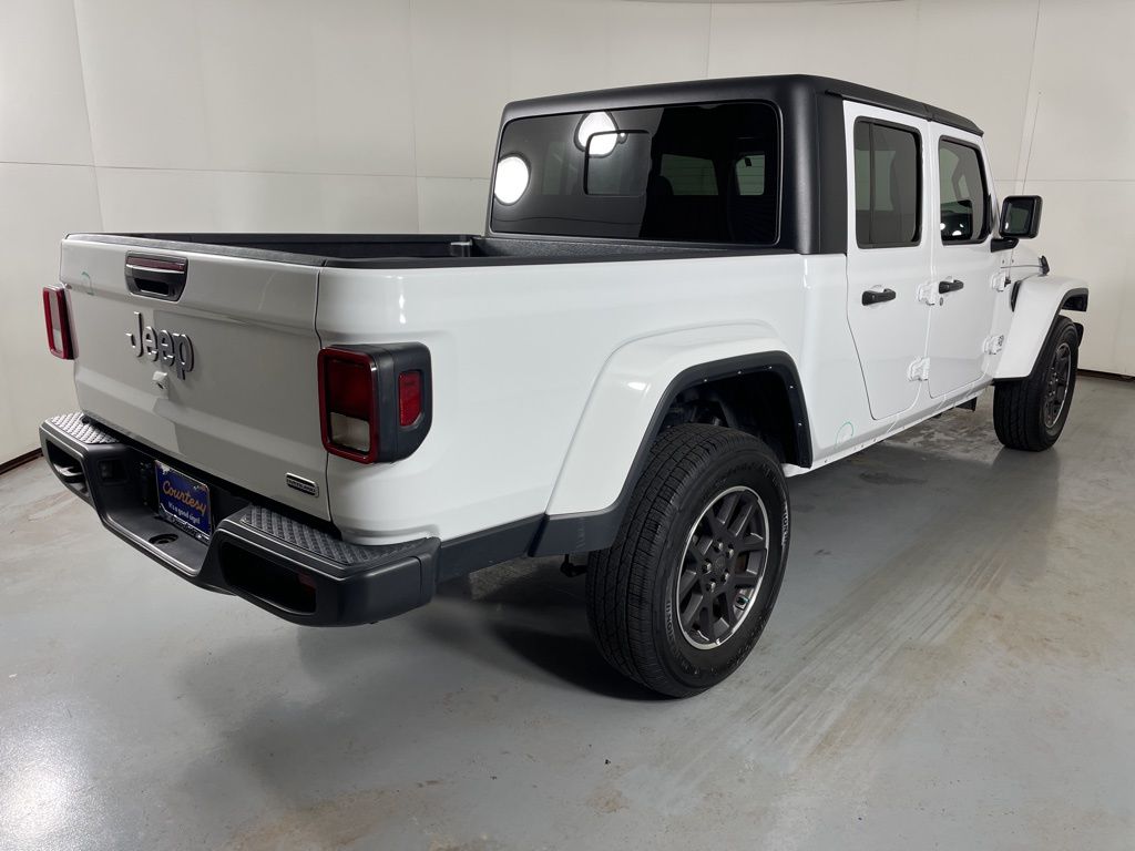 2023 Jeep Gladiator Overland photo 9