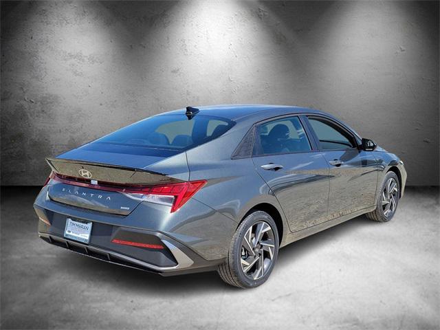2025 Hyundai Elantra Hybrid SEL Sport photo 4