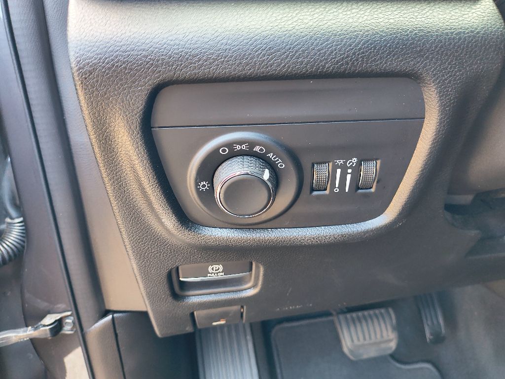 2024 Jeep Grand Cherokee Laredo X photo 15