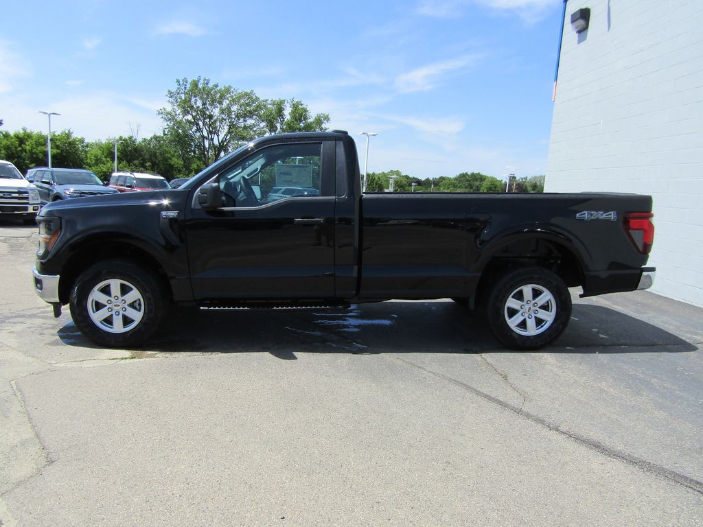 2025 Ford F-150 XL photo 2