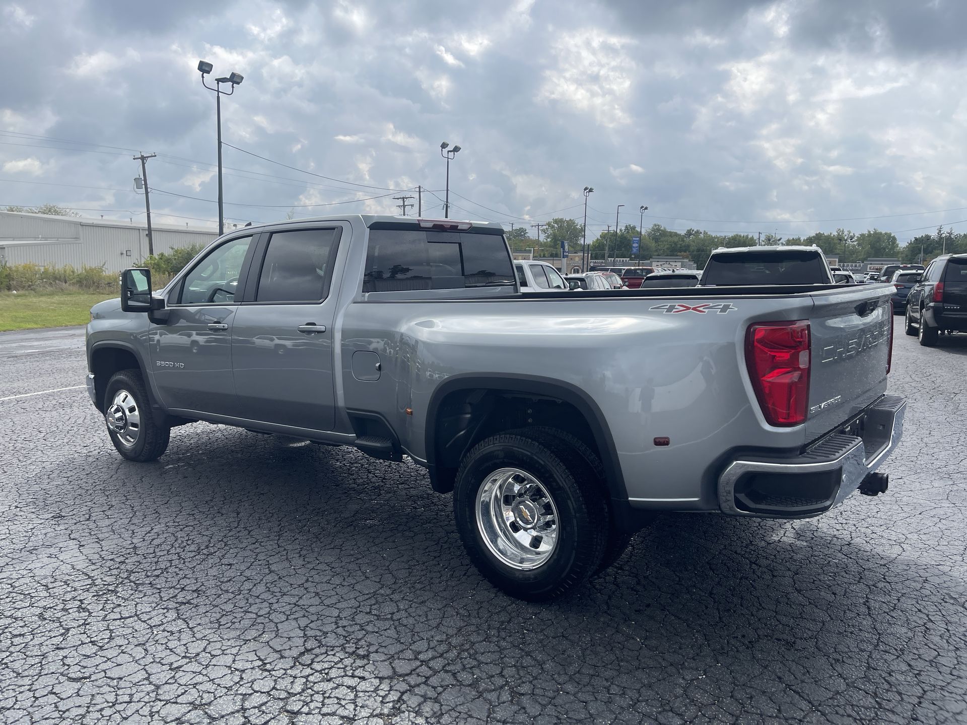 2026 Chevrolet Silverado 3500HD LT photo 34
