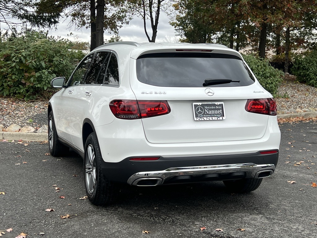 2022 Mercedes Benz GLC 300 4MATIC photo 4
