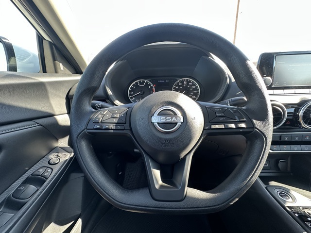 2025 Nissan Sentra S photo 9