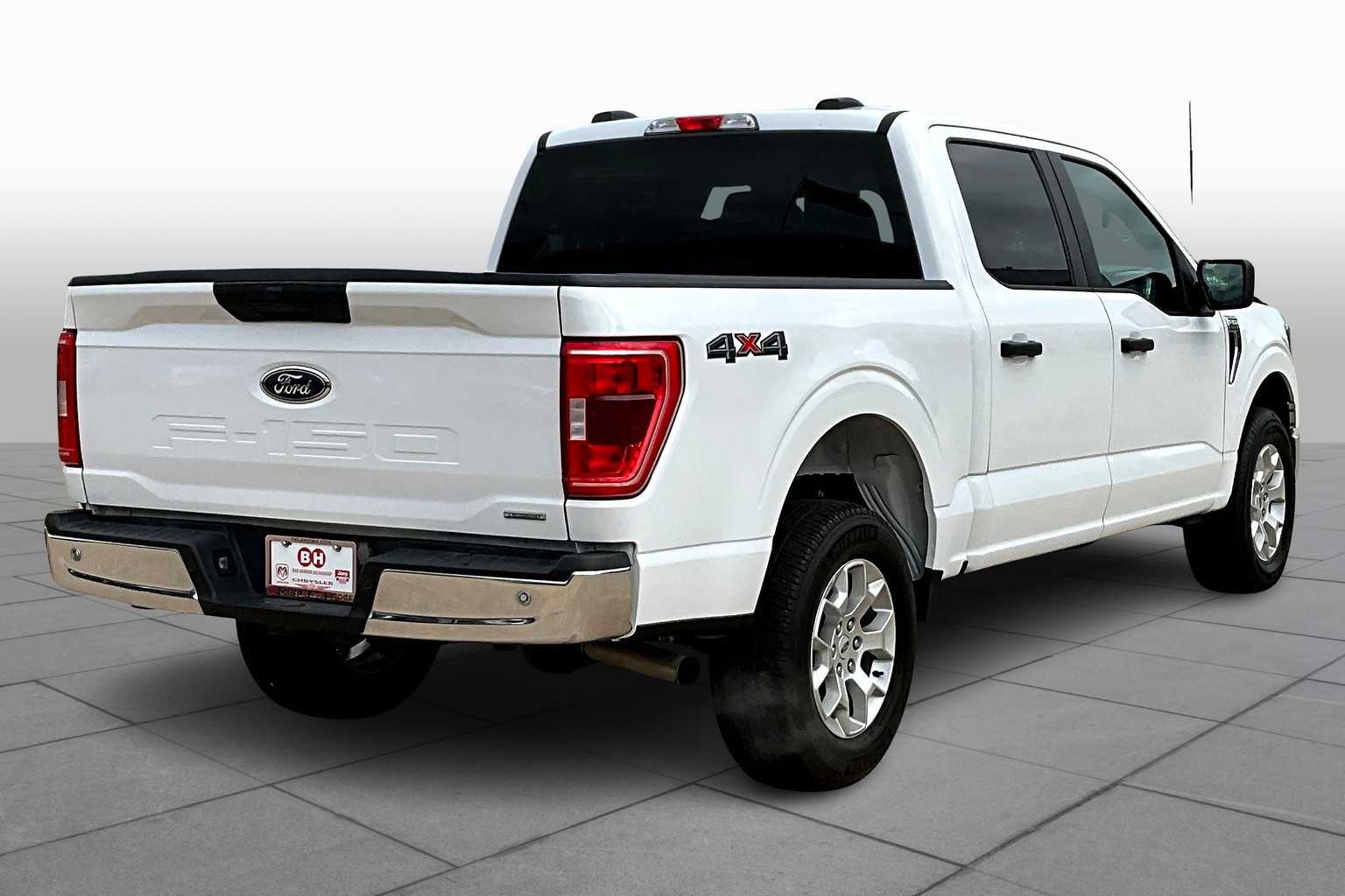 2023 Ford F-150 XLT photo 12