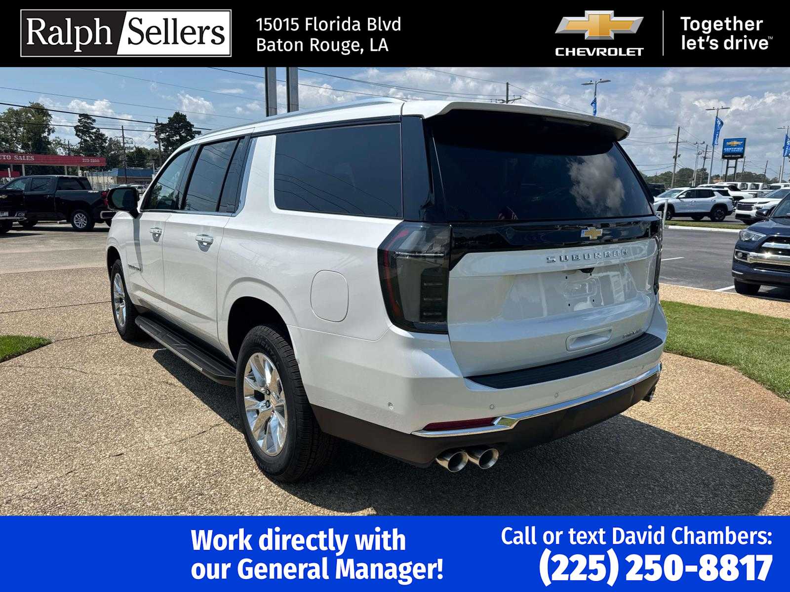 2025 Chevrolet Suburban Premier photo 4