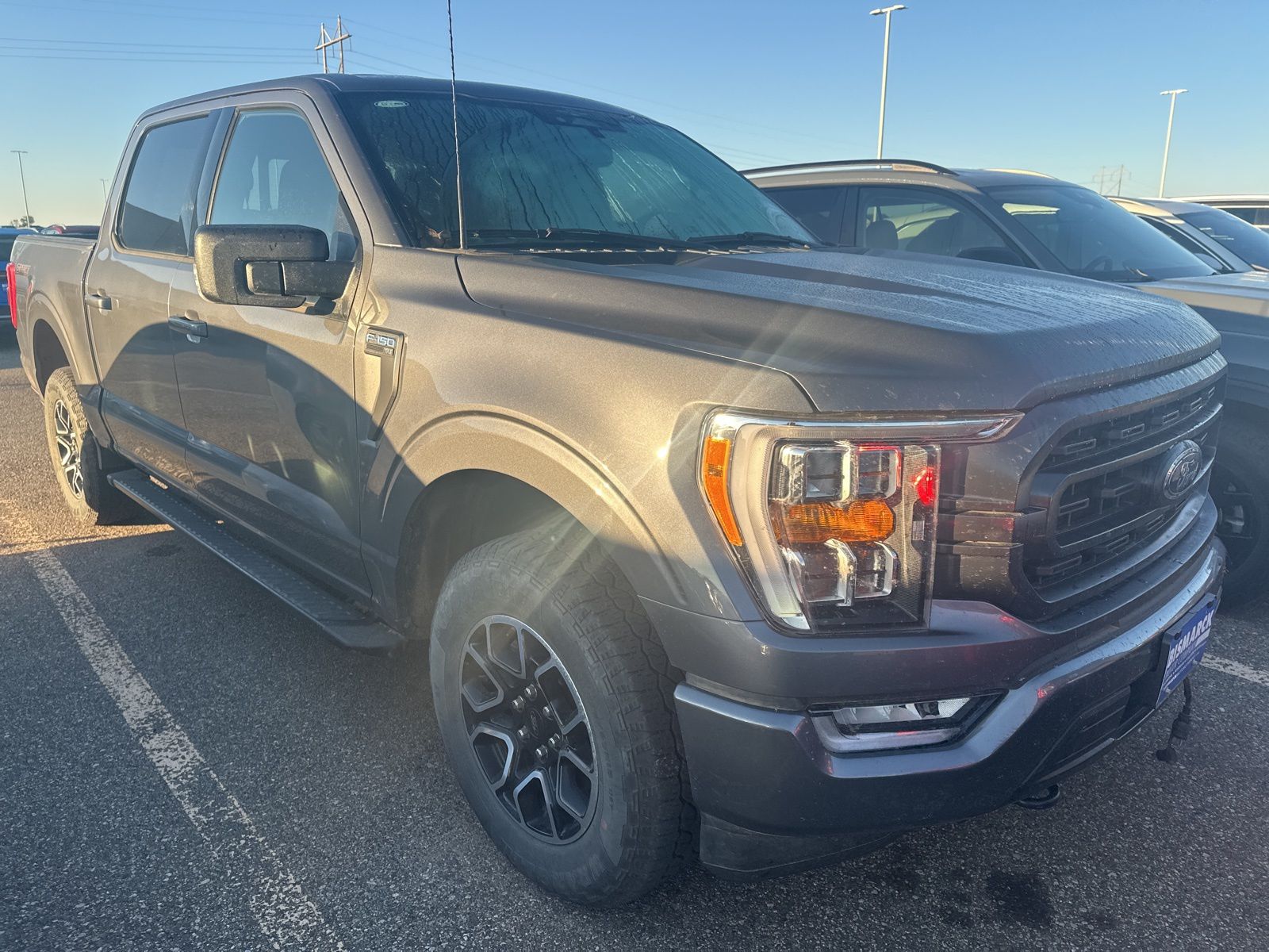 2023 Ford F-150 XLT photo 2