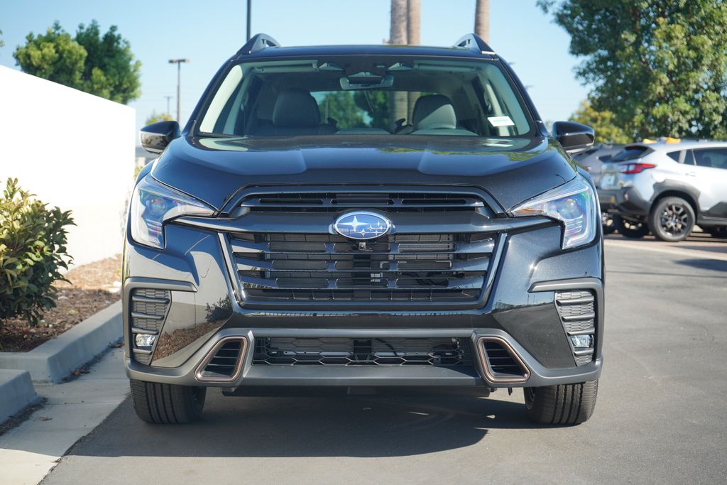 2025 Subaru Ascent Limited photo 4