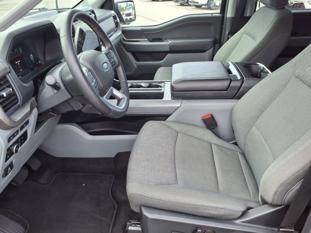 2024 Ford F-150 XLT photo 5