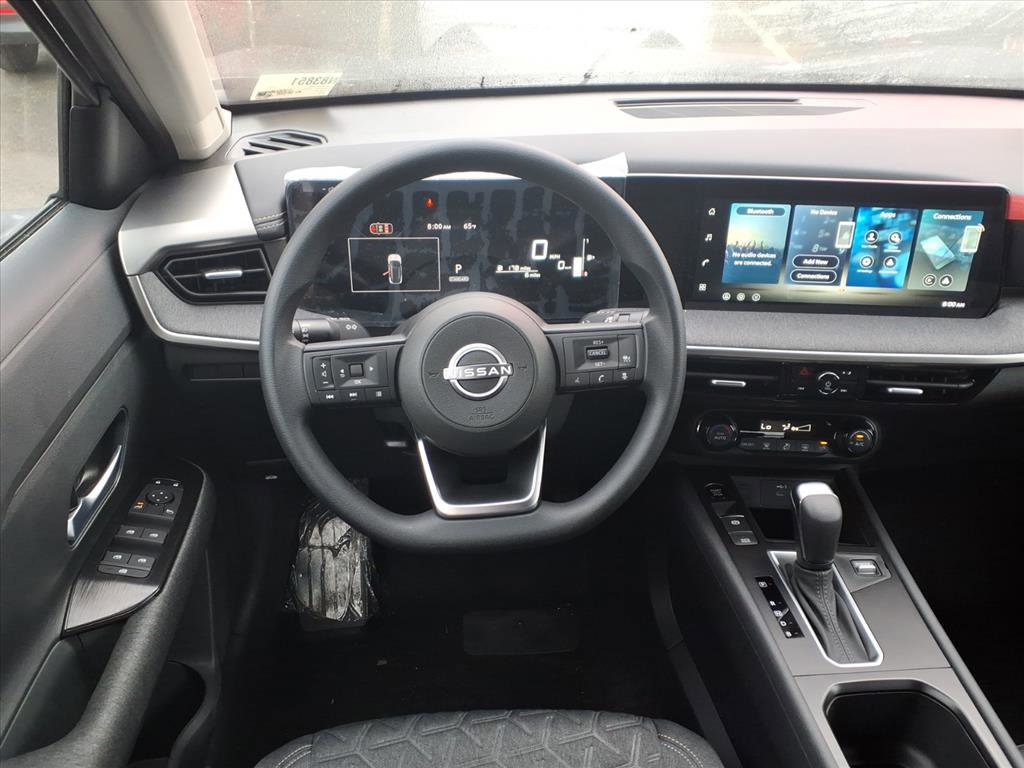 2026 Nissan Kicks SV photo 4