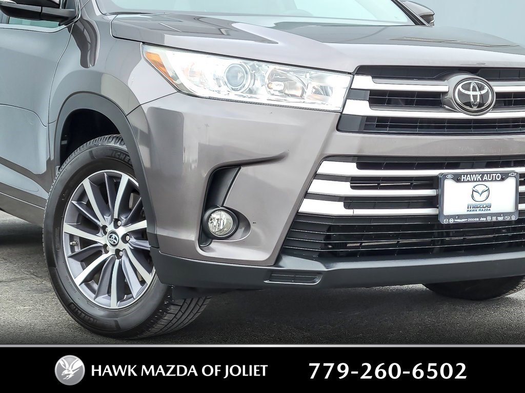 2017 TOYOTA HIGHLANDER - Image 2