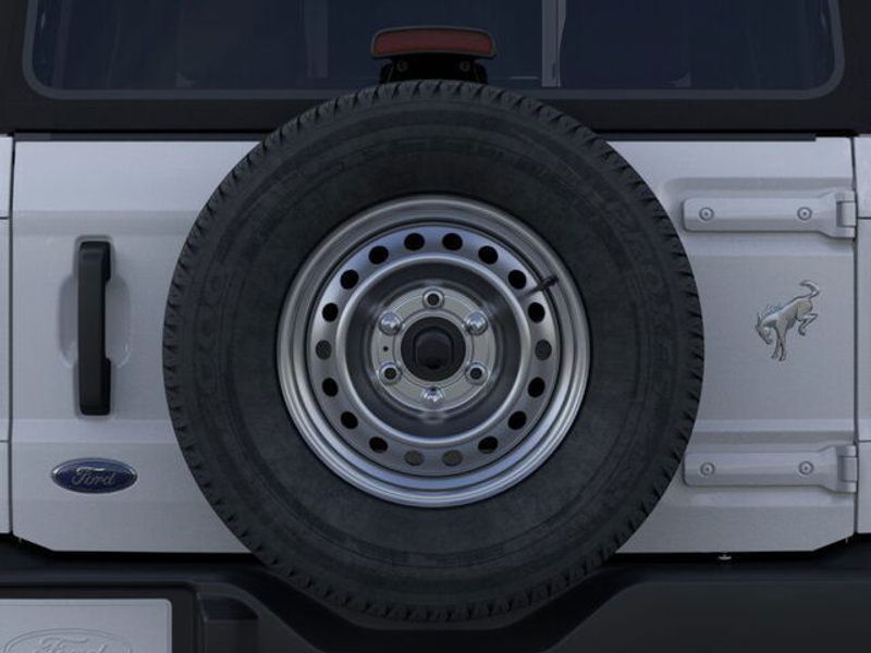 2025 Ford Bronco Base photo 20