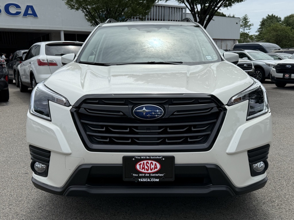 2023 Subaru Forester Premium photo 2