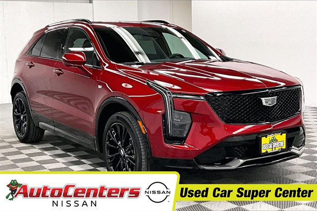 2025 Cadillac XT4 Sport's photo