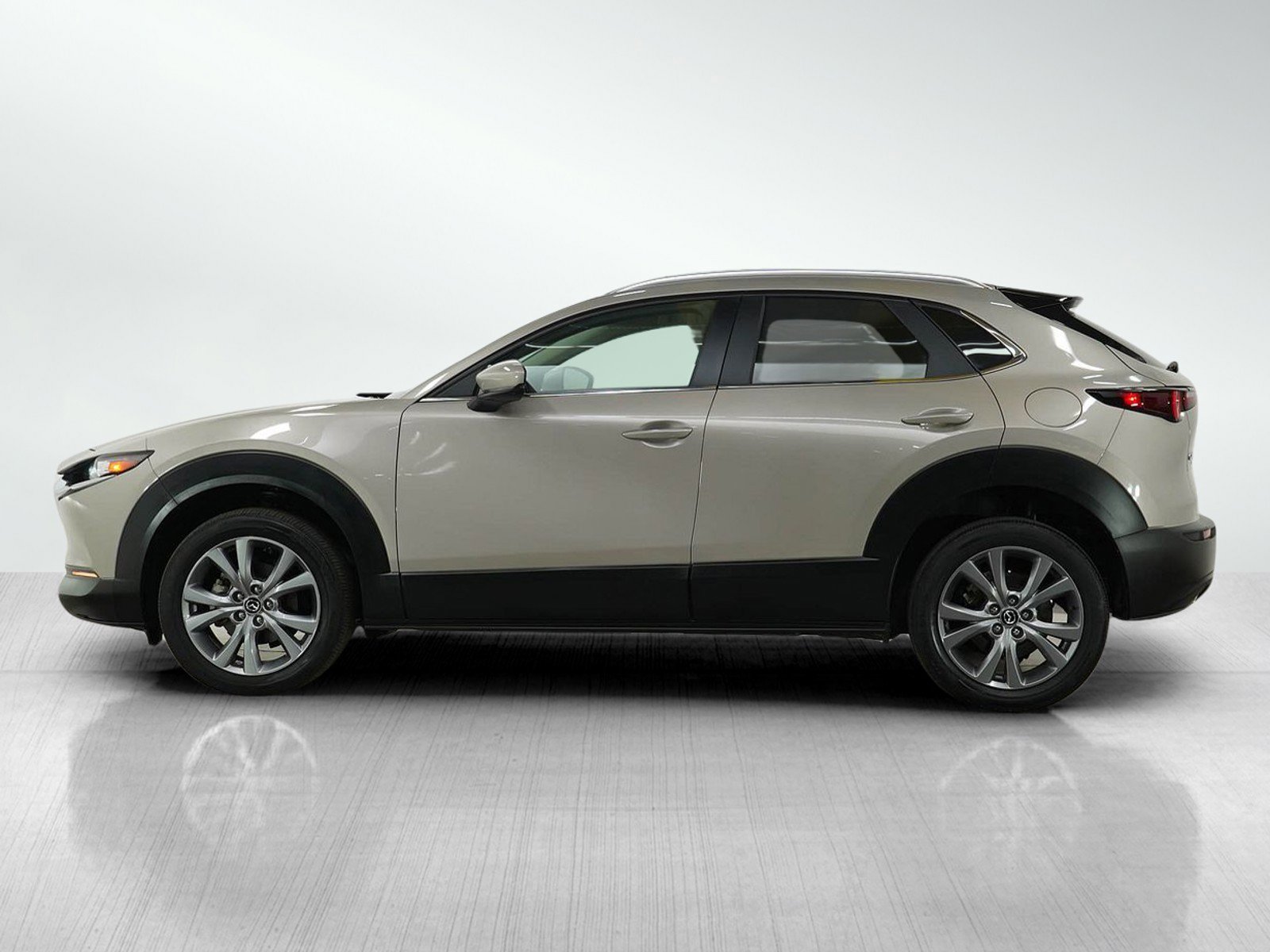 Used 2022 Mazda CX-30 Preferred with VIN 3MVDMBCL1NM451092 for sale in Burnsville, Minnesota