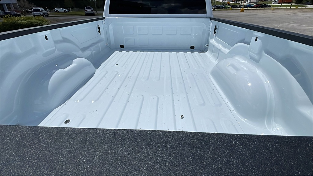 2025 Ram 2500 Tradesman photo 11
