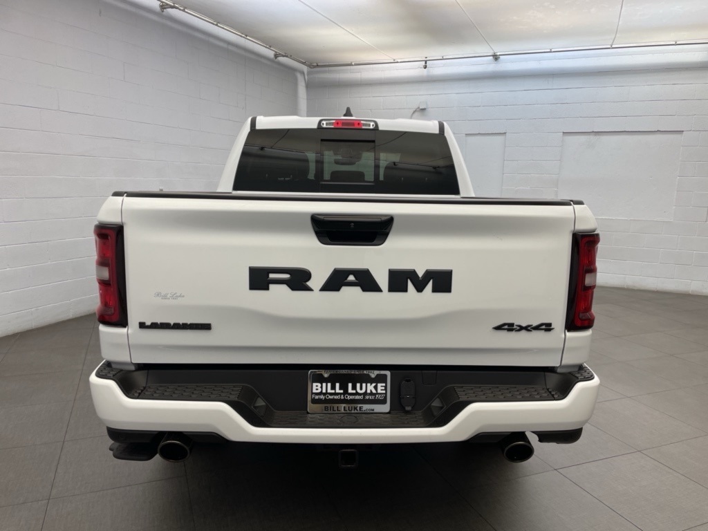 2025 Ram 1500 Laramie photo 2