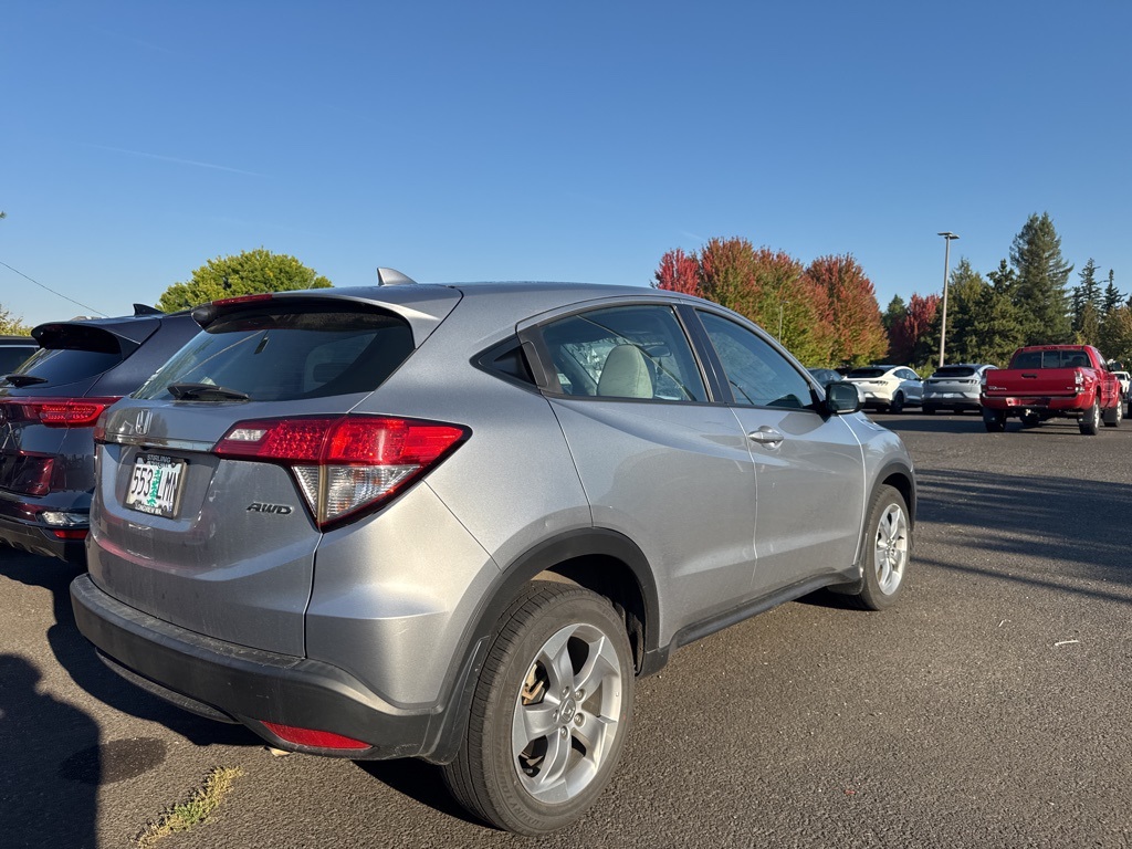 2019 Honda HR-V LX photo 4