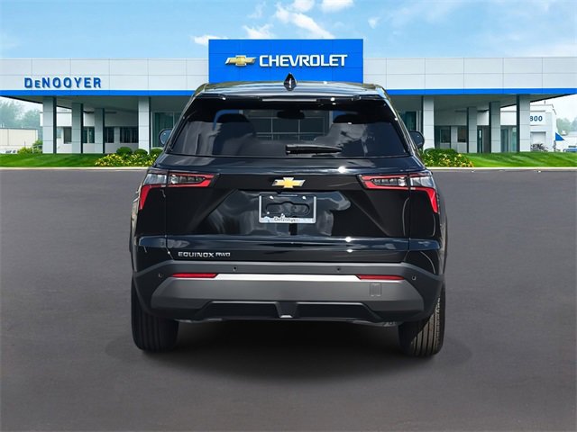 2026 Chevrolet Equinox photo 6
