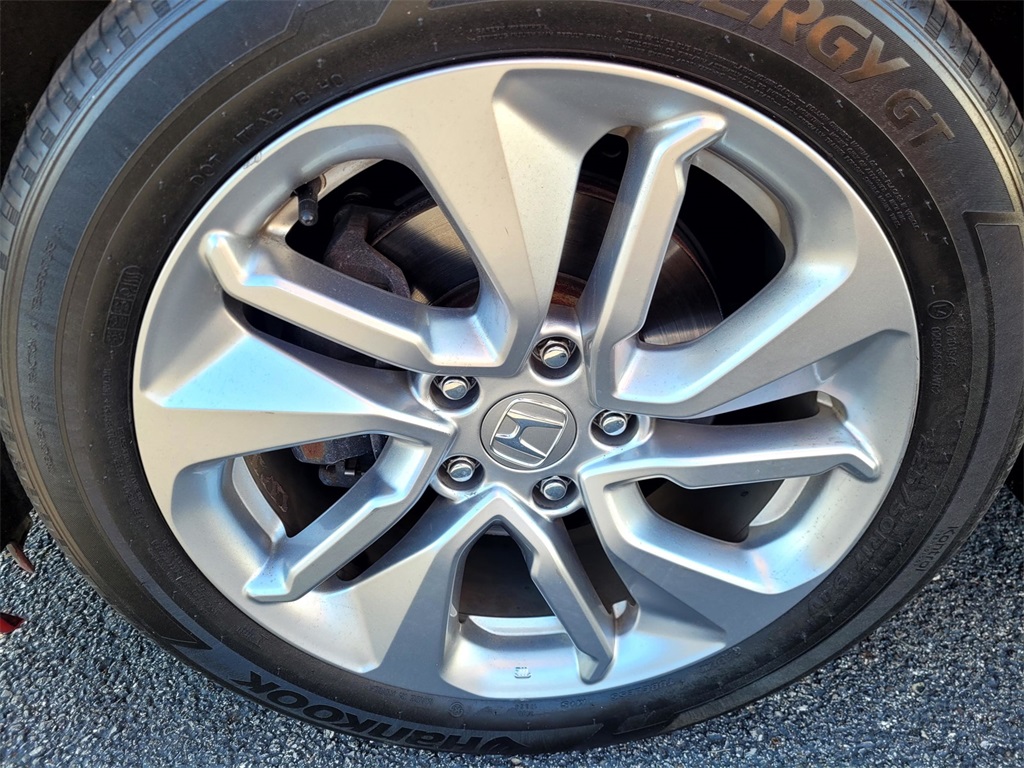 2019 Honda Accord LX photo 11
