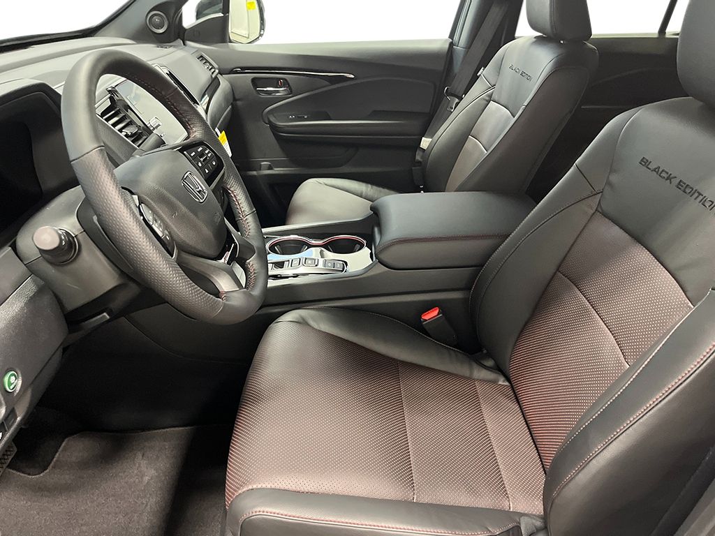 2025 Honda Ridgeline Black Edition photo 12