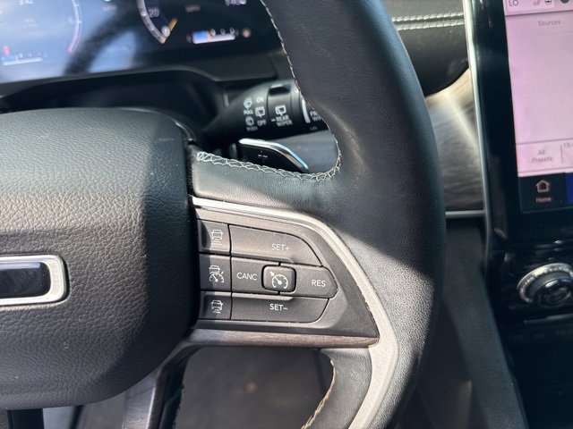 2022 Jeep Grand Cherokee Limited photo 16
