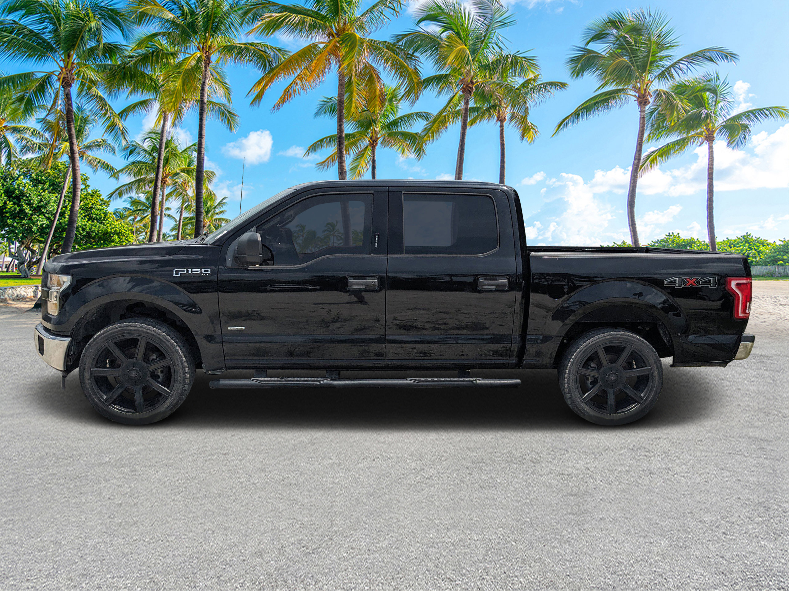 2017 Ford F-150 XLT photo 4