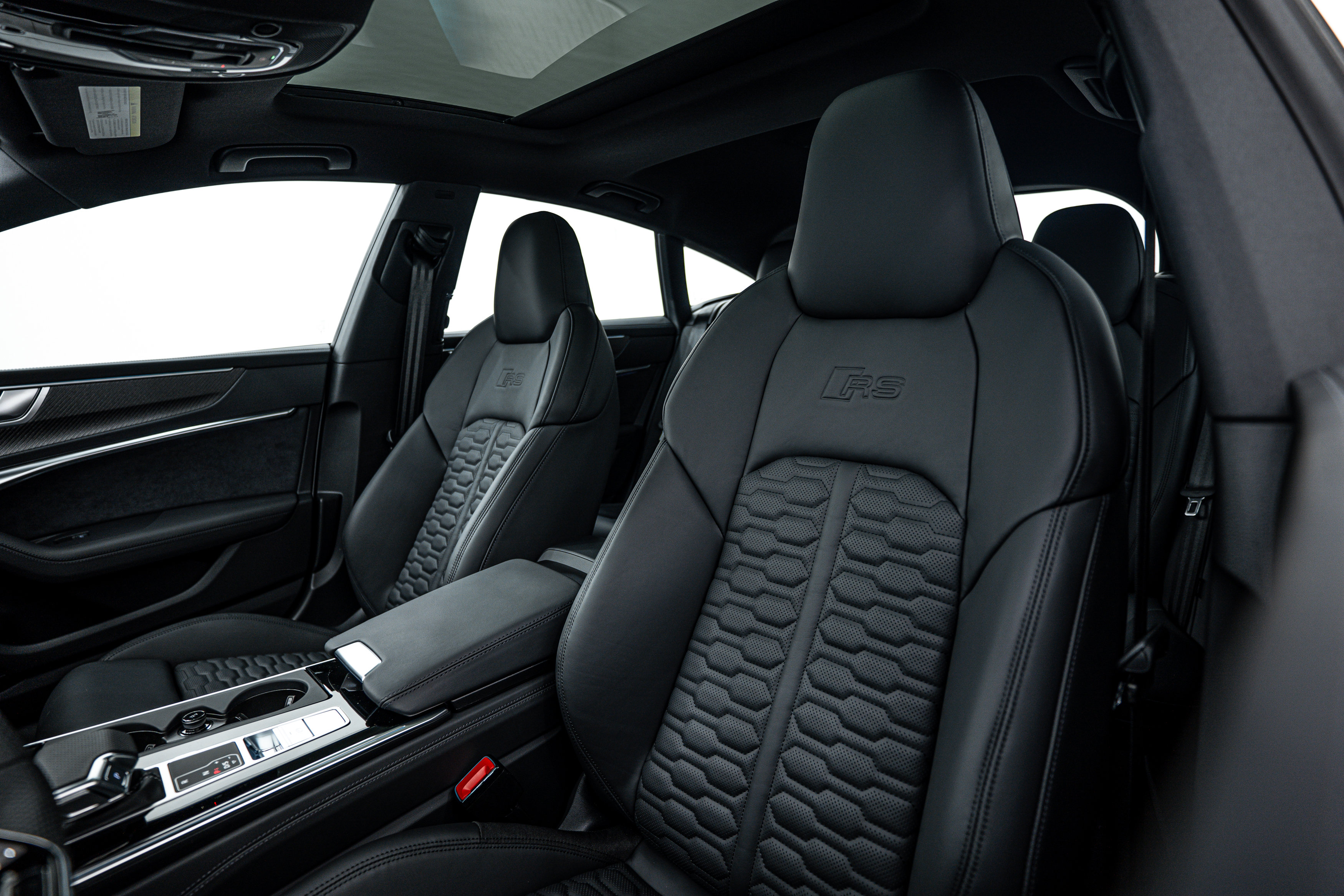 2025 Audi RS 7 Performance Base photo 12