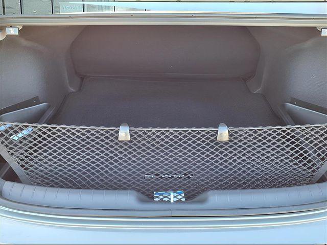 2026 Hyundai Elantra SE photo 2