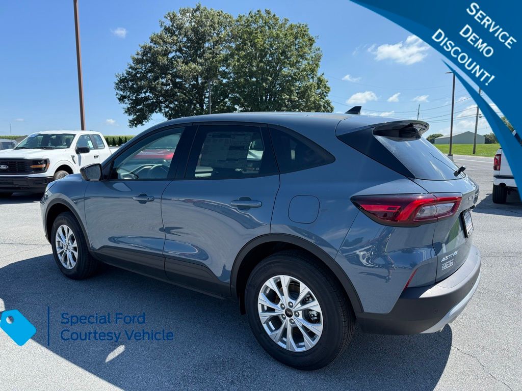 2025 Ford Escape Active photo 4