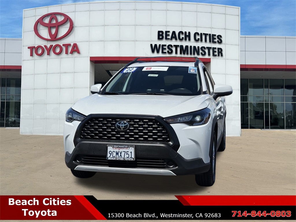 2022 Toyota Corolla Cross LE photo 5