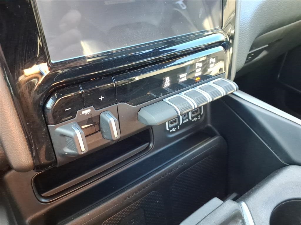 2022 Ram 1500 Laramie photo 15