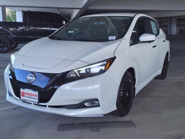 2025 Nissan Leaf SV Plus photo 3