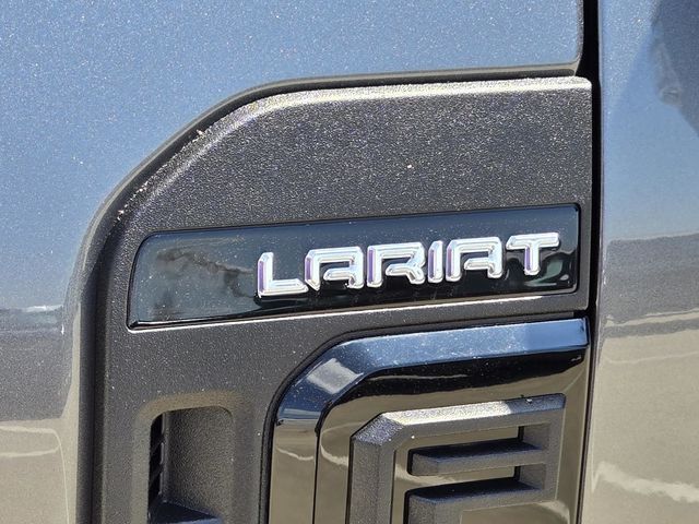 2026 Ford F-250 Lariat photo 10