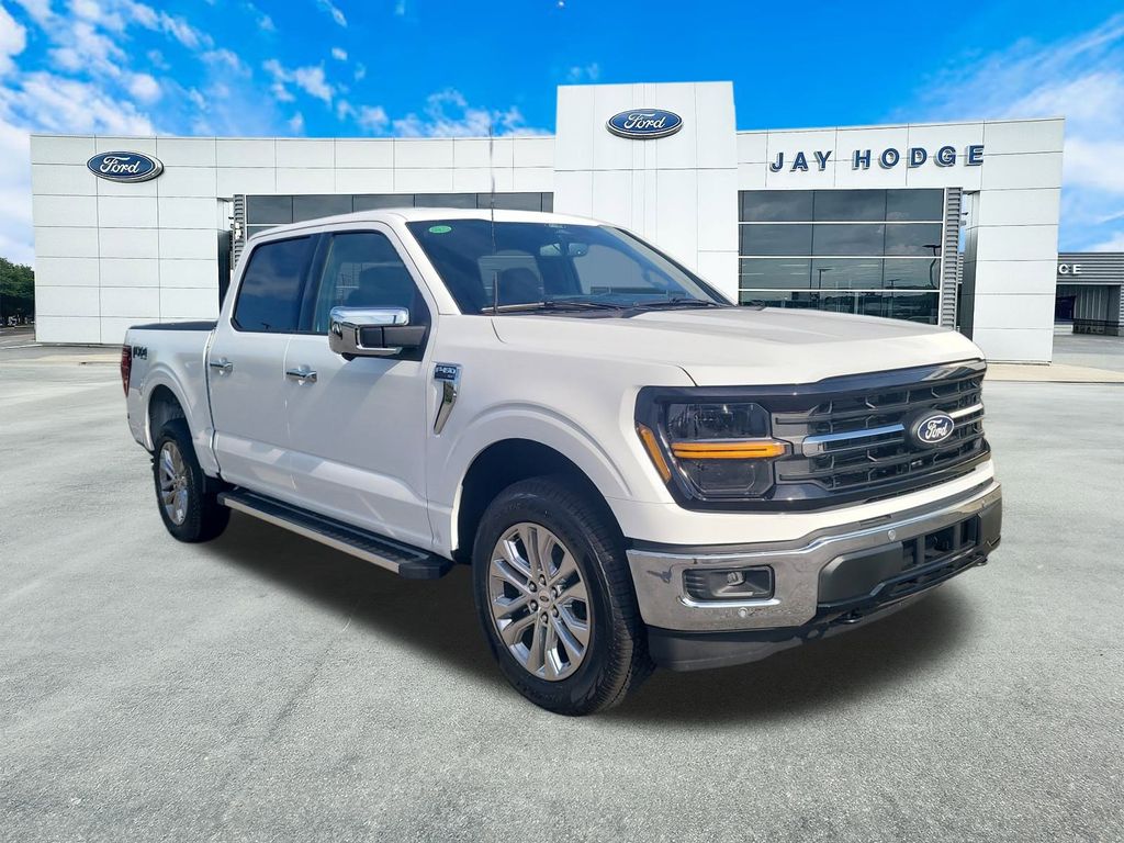 2025 Ford F-150 XLT's photo