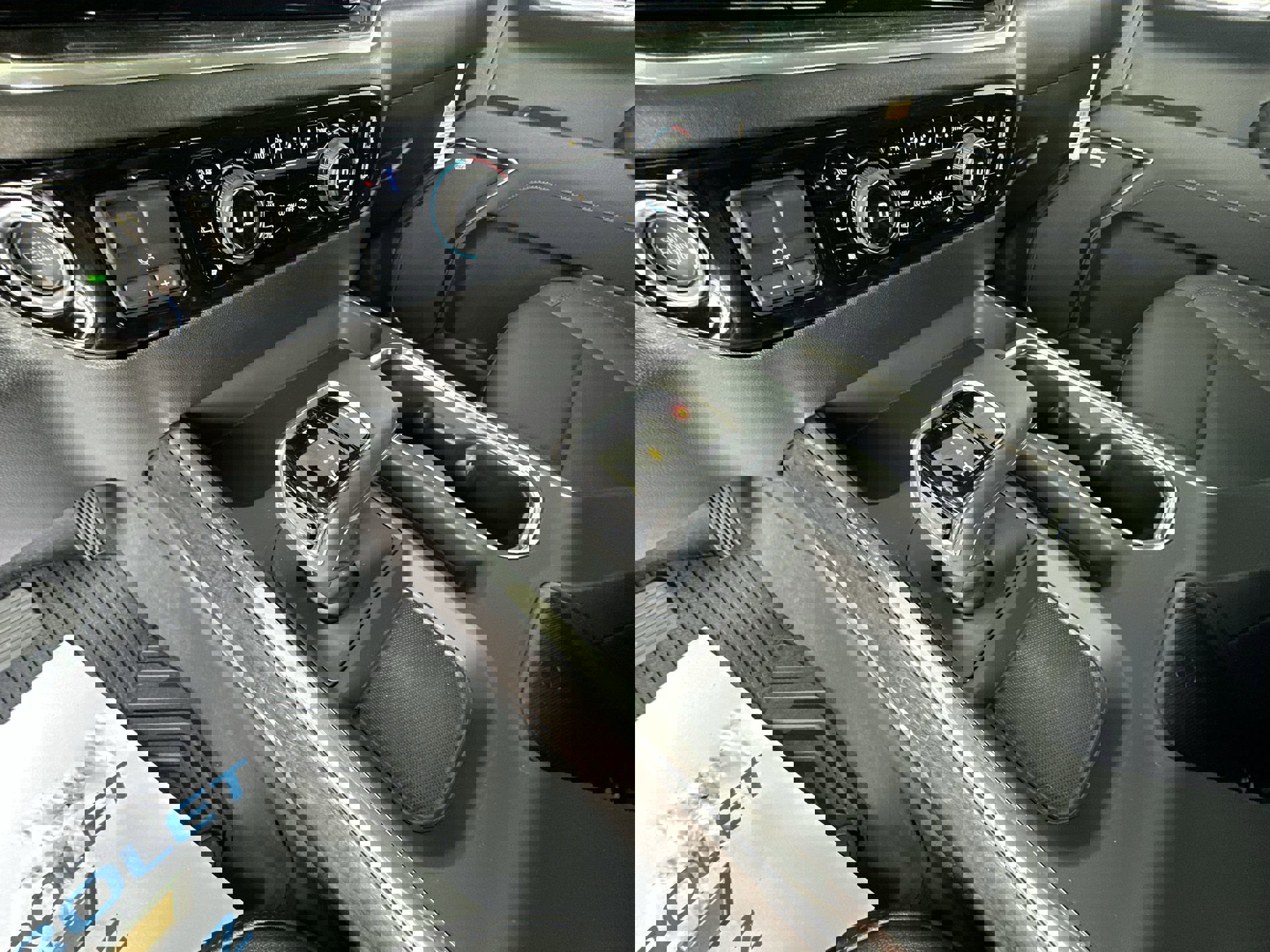 2025 Chevrolet Silverado 1500 LTZ photo 16