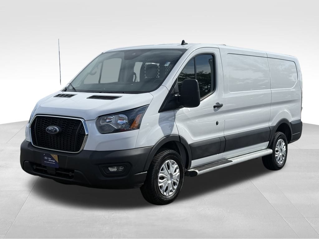 2024 Ford Transit photo 2