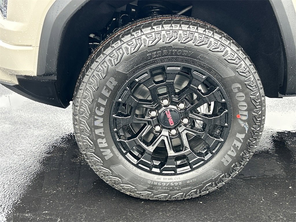 2026 GMC CANYON - Image 10