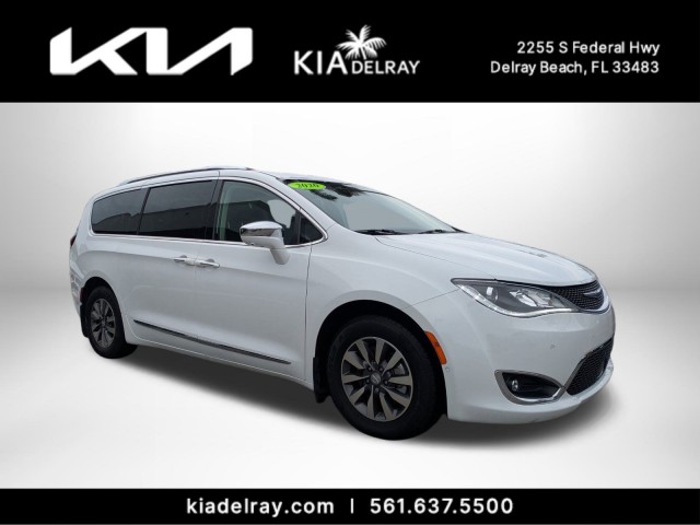 Pre-Owned 2020 Chrysler Pacifica Hybrid Limited Mini-van